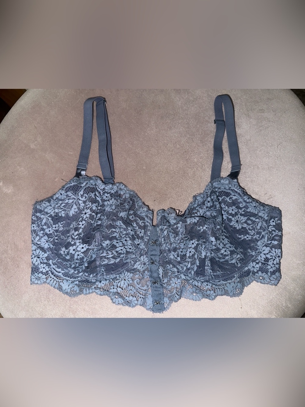 **LIKE NEW** VICTORIA SECRET BRA